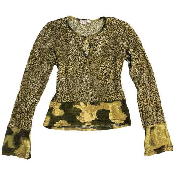 🍓Y2K GREEN CHEETAH AND CHERUB PRINT LONG SLEEVE🍓 - Picture 1 of 4